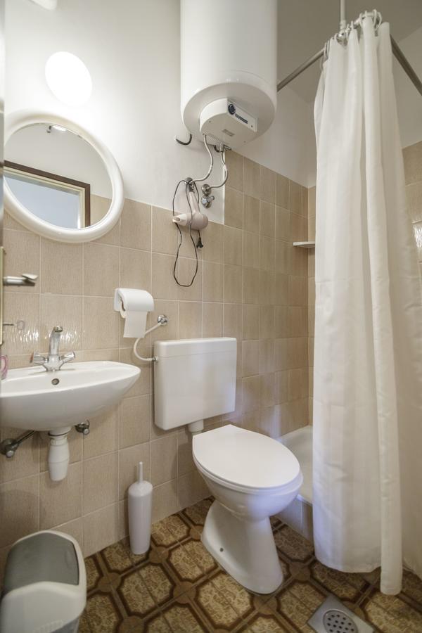 Apartmani Jordana 코미자 외부 사진