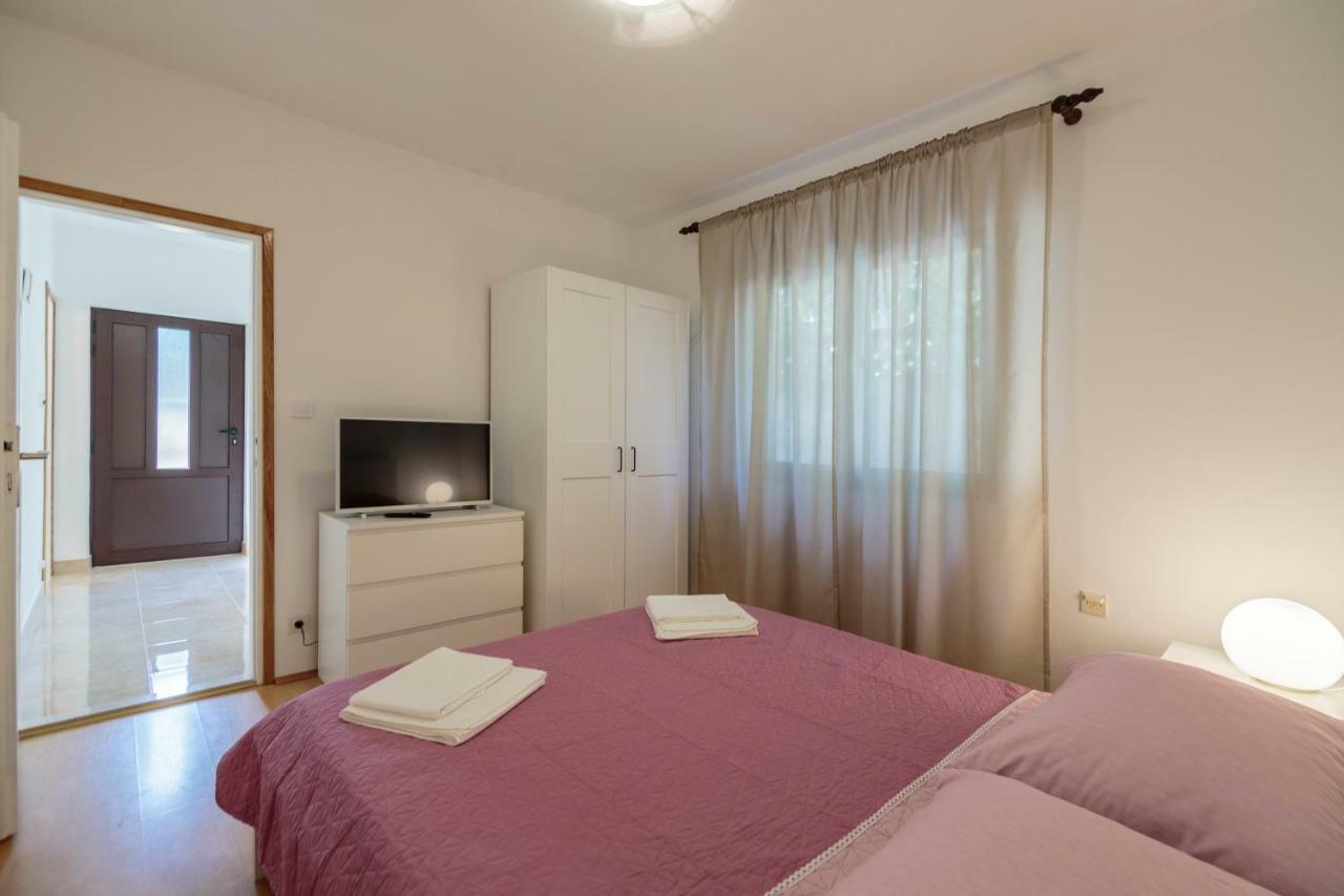 Apartmani Jordana 코미자 외부 사진